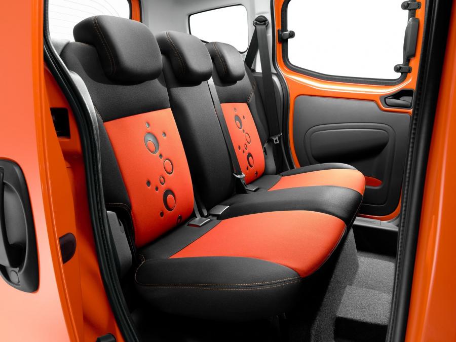  Citroen Nemo Multispace Le Monde de Nemo 2009 года  (фото 2 из 4)